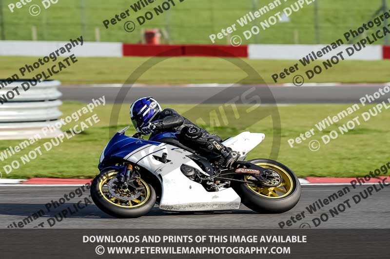 donington no limits trackday;donington park photographs;donington trackday photographs;no limits trackdays;peter wileman photography;trackday digital images;trackday photos